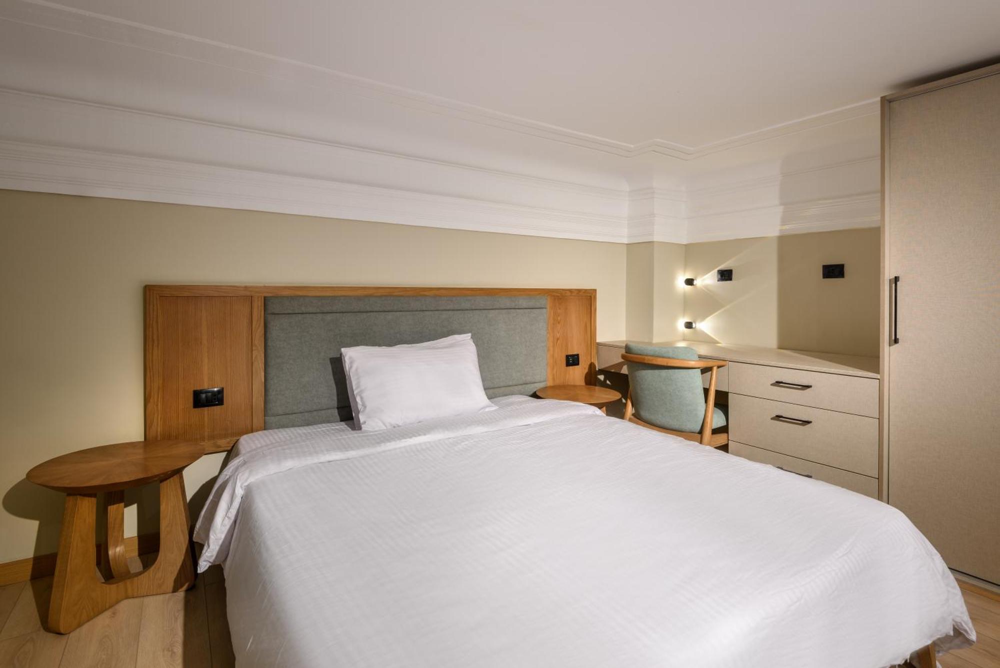 Hazel Spaces Cairo